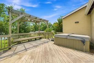 5288 Bloomfield Dr, Saint Louis, MO 63129 - Photo 22