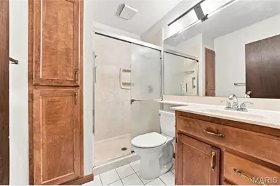 5288 Bloomfield Drive, Saint Louis, MO 63129 - Photo 16