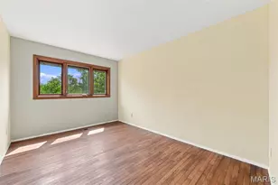 5288 Bloomfield Dr, Saint Louis, MO 63129 - Photo 18