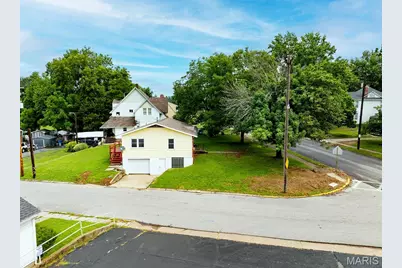 3001 Saint Marys Avenue, Hannibal, MO 63401 - Photo 2