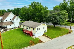 3001 St Marys Ave, Hannibal, MO 63401 - Photo 6