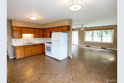 3001 Saint Marys Avenue, Hannibal, MO 63401 - Photo 16