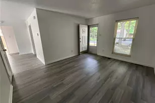 6300 Silver Fox Dr, Florissant, MO 63034 - Photo 4