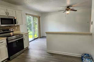 6300 Silver Fox Dr, Florissant, MO 63034 - Photo 12