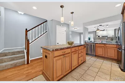 3034 Autumn Lakes Court, Maryland Heights, MO 63043 - Photo 6