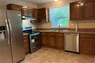 124 Conway Cove Dr, Chesterfield, MO 63017 - Photo 2