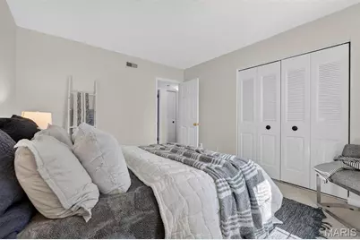 1712 Redbird Cove, Brentwood, MO 63144 - Photo 20