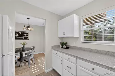 1712 Redbird Cove, Brentwood, MO 63144 - Photo 14