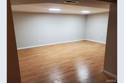 1574 Ville Angela Lane, Hazelwood, MO 63042 - Photo 18
