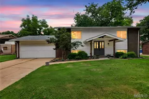 933 Barbara Ann Ln, Ellisville, MO 63021 - Photo 1