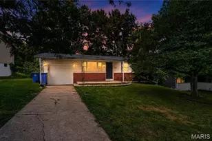 8441 Brotherton Ln, Saint Louis, MO 63135 - Photo 2