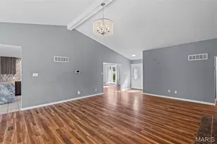 21 Meditation Way Ct, Saint Louis, MO 63031 - Photo 6