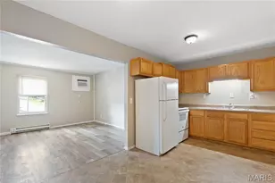 560 E Cherry St, Troy, MO 63379 - Photo 34