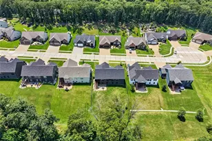 517 Stonewolf Creek Dr, Wentzville, MO 63385 - Photo 56