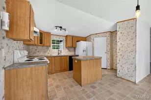 1203 Hwy J, Troy, MO 63379 - Photo 30
