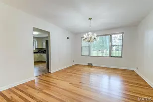 7425 Raleigh Dr, Saint Louis, MO 63123 - Photo 8