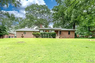 7425 Raleigh Dr, Saint Louis, MO 63123 - Photo 1