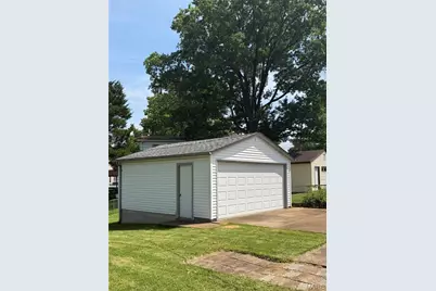 3604 Saint Cosmas Lane, Saint Ann, MO 63074 - Photo 2