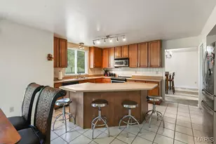 2701 Emerald Creek Ct, Florissant, MO 63031 - Photo 12