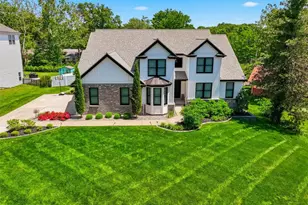 26 Forsythia Ln, Olivette, MO 63132 - Photo 4