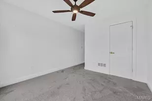 26 Forsythia Ln, Olivette, MO 63132 - Photo 44