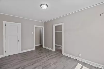 807 Clara Avenue, Saint Louis, MO 63112 - Photo 10