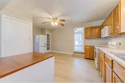 180 Harrison Street, Florissant, MO 63031 - Photo 10