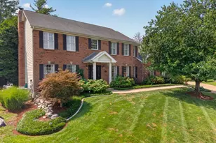 12708 Wyndbush Ct, Des Peres, MO 63131 - Photo 1