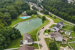 4926 Romaine Spring Dr, Fenton, MO 63026 - Photo 4
