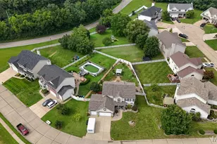 4926 Romaine Spring Dr, Fenton, MO 63026 - Photo 8