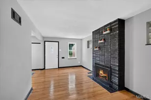 6623 Kenwood Dr, Saint Louis, MO 63121 - Photo 6