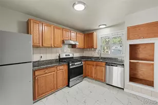 5144 Abington Rd, Florissant, MO 63033 - Photo 4