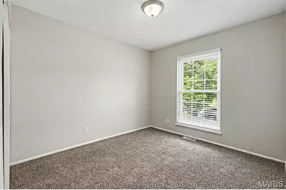 11748 Vizcuya Court, Florissant, MO 63033 - Photo 10