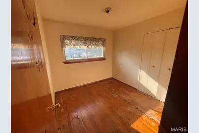4136 Golden Valley Drive, Mehlville, MO 63129 - Photo 6