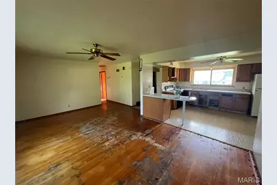4136 Golden Valley Drive, Mehlville, MO 63129 - Photo 2