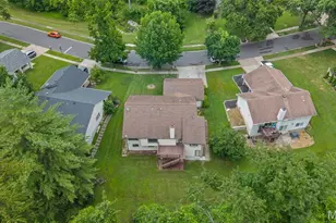 5172 Trailbend Dr, Florissant, MO 63033 - Photo 46
