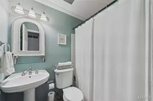 965 Beacon Woods Ct, Ballwin, MO 63021 - Photo 12