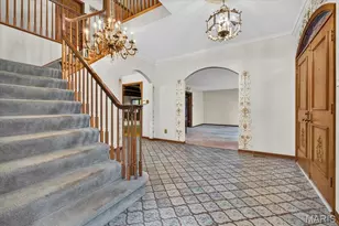 1940 Windmoor Pl, Town and Country, MO 63131 - Photo 8