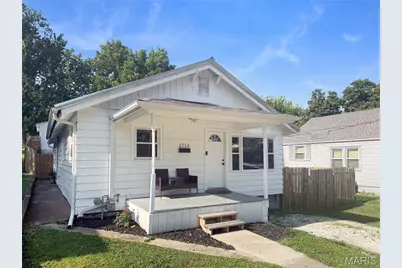 2713 Laclede, Hannibal, MO 63401 - Photo 2