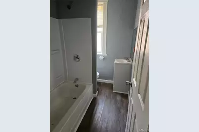 548 Eiler Street, Saint Louis, MO 63111 - Photo 18