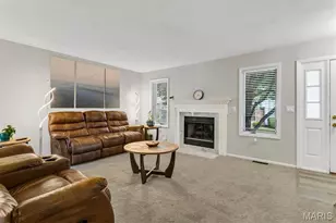 4006 Sherman Park Dr, Saint Charles, MO 63303 - Photo 8