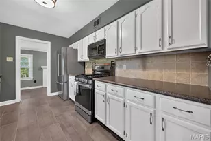 35 Wildwood Ln, Kirkwood, MO 63122 - Photo 20