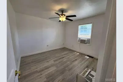 3966 Kleinschmidt Anex, Arnold, MO 63010 - Photo 8