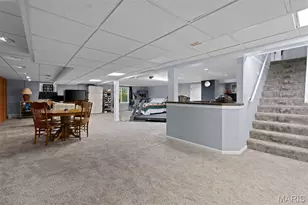 50 Woodcrest Dr, Ladue, MO 63124 - Photo 16