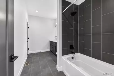 15308 Batesville Court, Chesterfield, MO 63017 - Photo 14