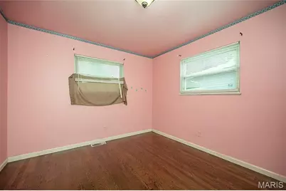 460 Versailles Drive, Florissant, MO 63031 - Photo 12
