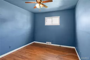 5500 Donbar Dr, Saint Louis, MO 63121 - Photo 10