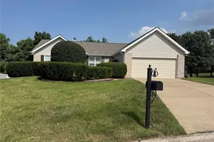 8 Autumn Grove Ct, O'Fallon, MO 63366 - Photo 2