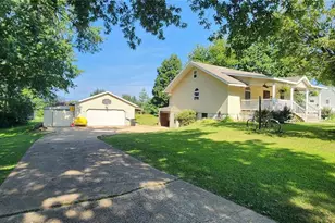 4999 College Ave, Hannibal, MO 63401 - Photo 2