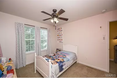 1048 Pierpoint Lane, Saint Charles, MO 63303 - Photo 44